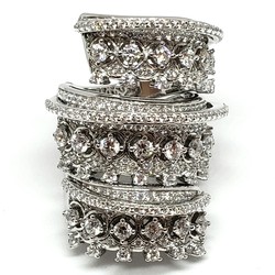 Oversized flexible ring with Swiss quality Zircons in .925 Sterling Silver